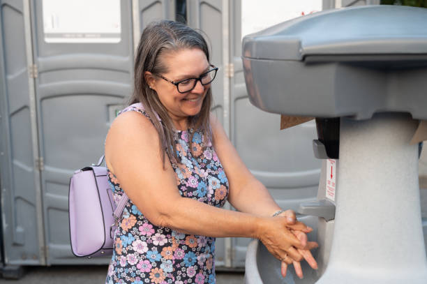 Best Porta potty rental near me  in Andrews, NC